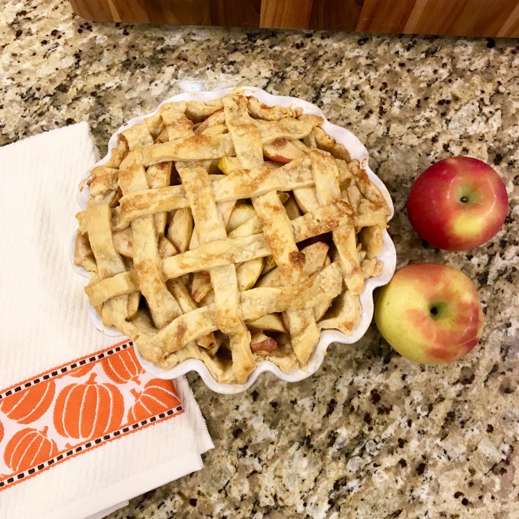 caramel apple lattice top pie